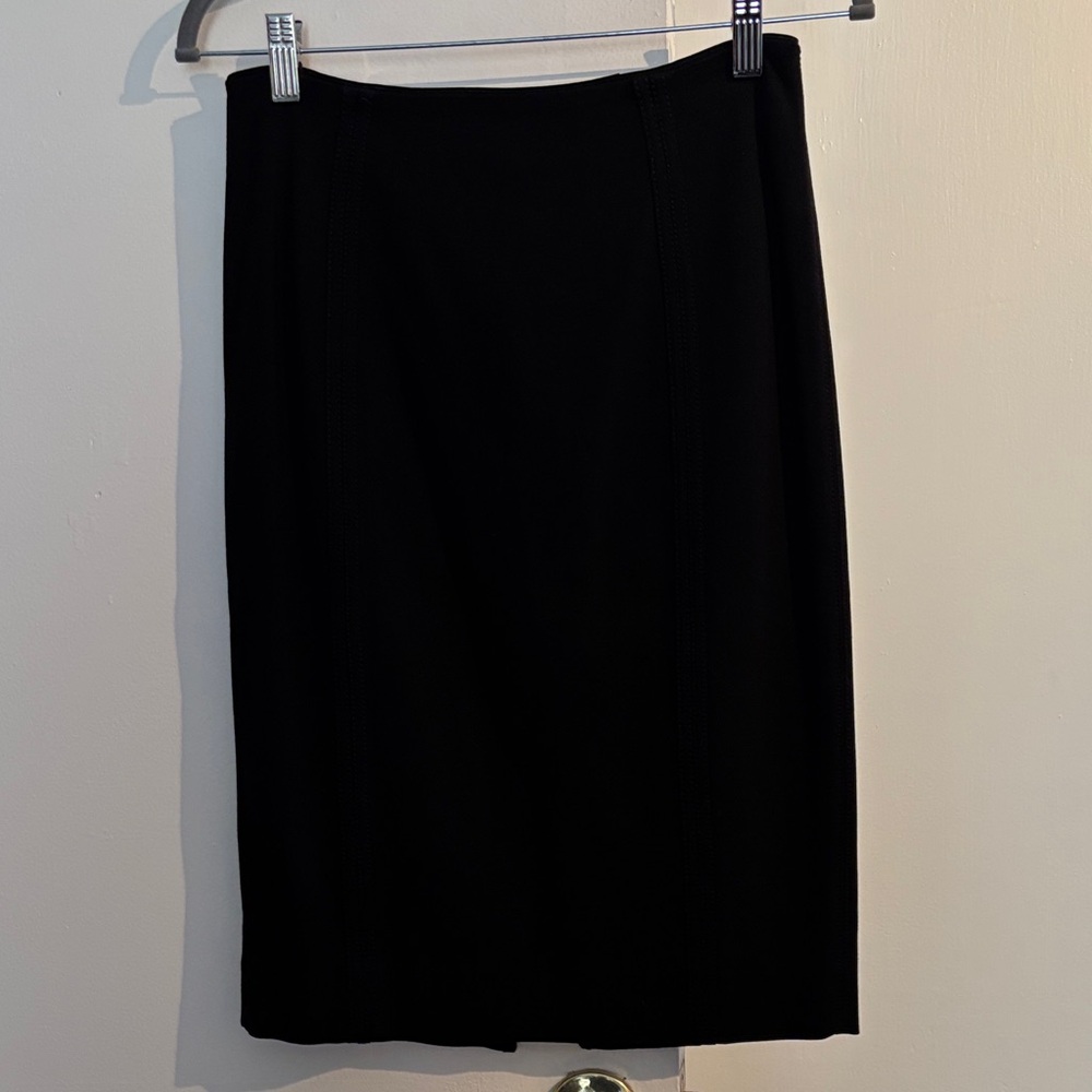 Whit House Black Market Classic Black Women's Pencil Skirt